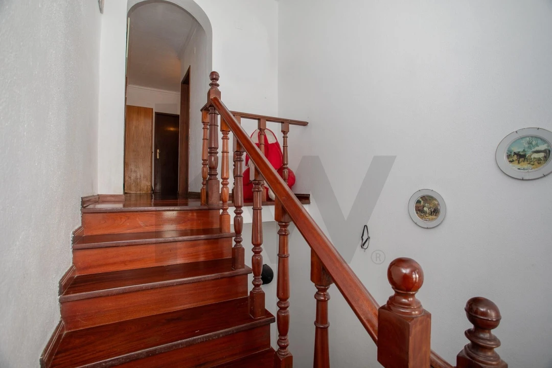 Moradia T5 para Venda em Queluz e Belas Foto 25