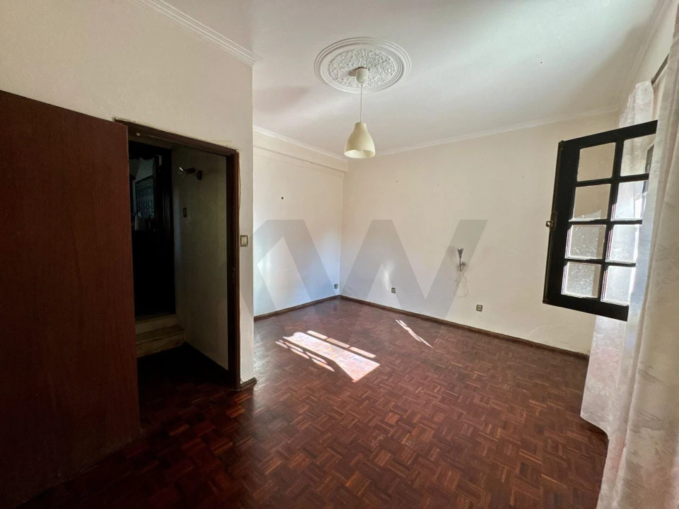 Moradia T5 para Venda em Queluz e Belas Foto 21