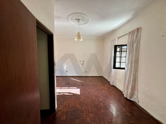 Moradia T5 para Venda em Queluz e Belas Foto 16