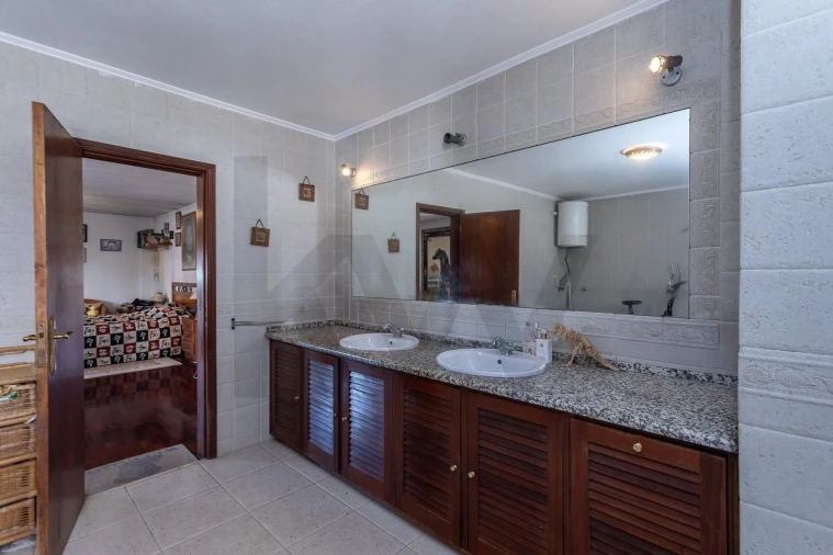 Moradia T5 para Venda em Queluz e Belas Foto 25