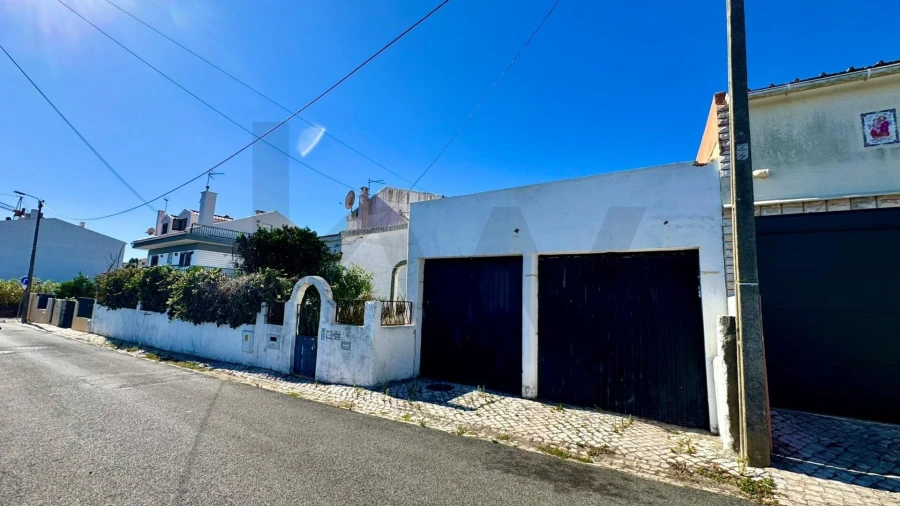 Moradia T5 para Venda em Queluz e Belas Foto 36