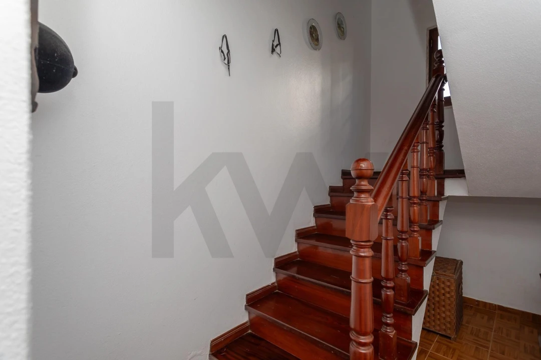 Moradia T5 para Venda em Queluz e Belas Foto 24