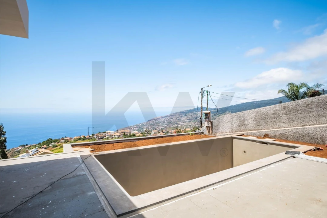 Moradia T3 para Venda em Arco da Calheta Foto 48