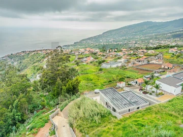 Moradia T3 para Venda em Arco da Calheta