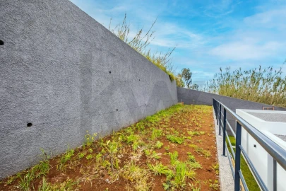 Moradia T3 para Venda em Arco da Calheta