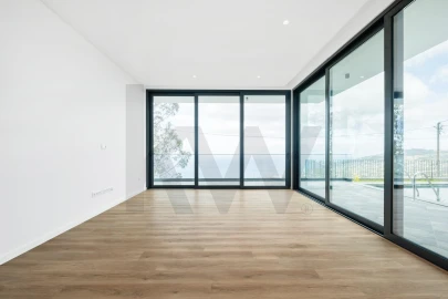 Moradia T3 para Venda em Arco da Calheta