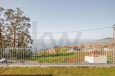 Moradia T3 para Venda em Arco da Calheta
