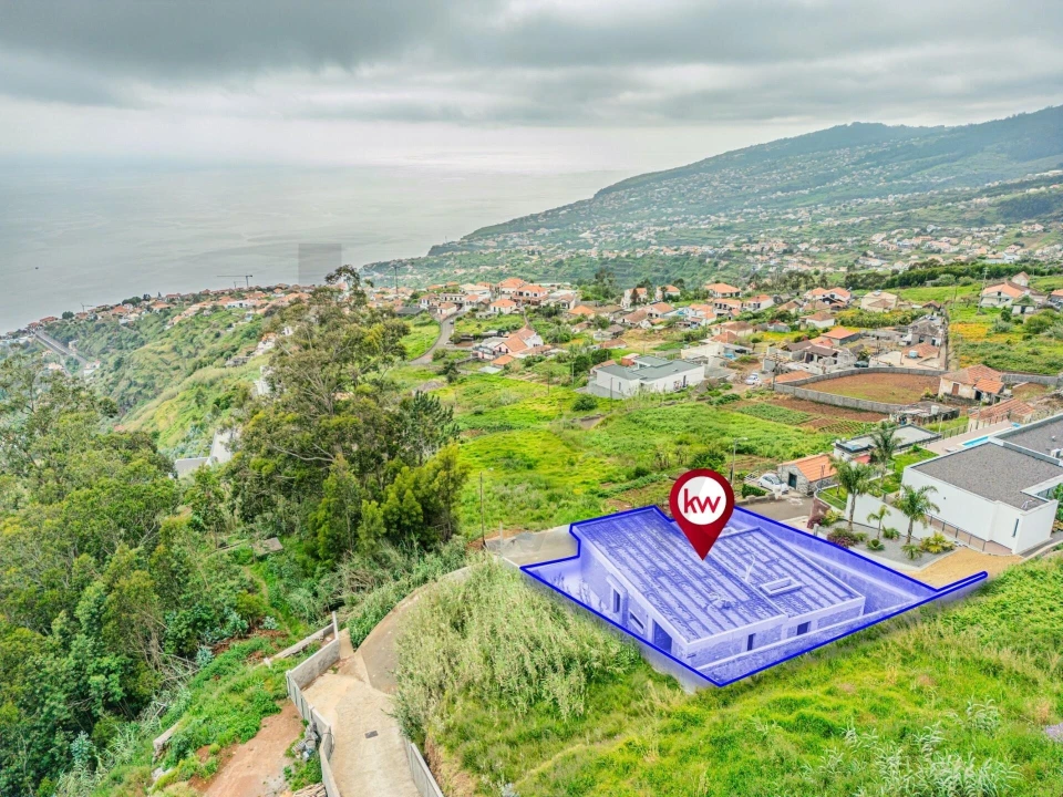 Moradia T3 para Venda em Arco da Calheta Foto 52