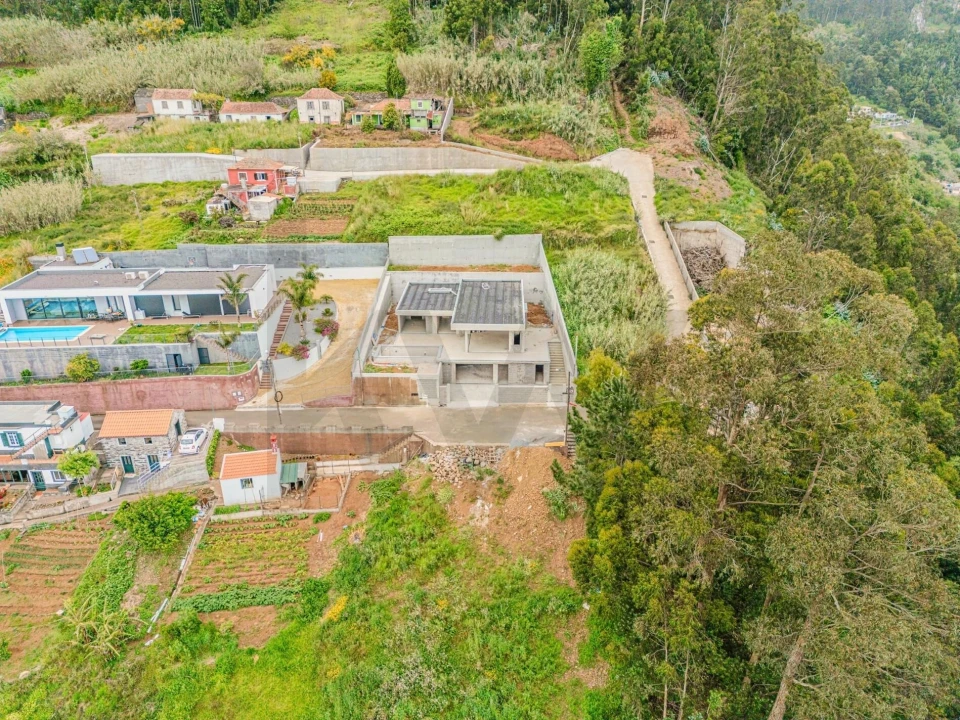 Moradia T3 para Venda em Arco da Calheta Foto 57