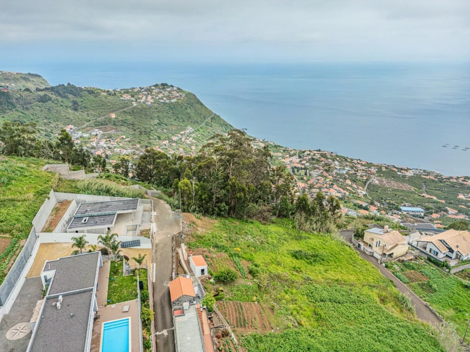 Moradia T3 para Venda em Arco da Calheta Foto 56