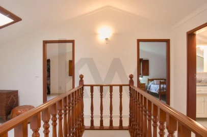 Moradia T2 para Venda em Sesimbra (Castelo)
