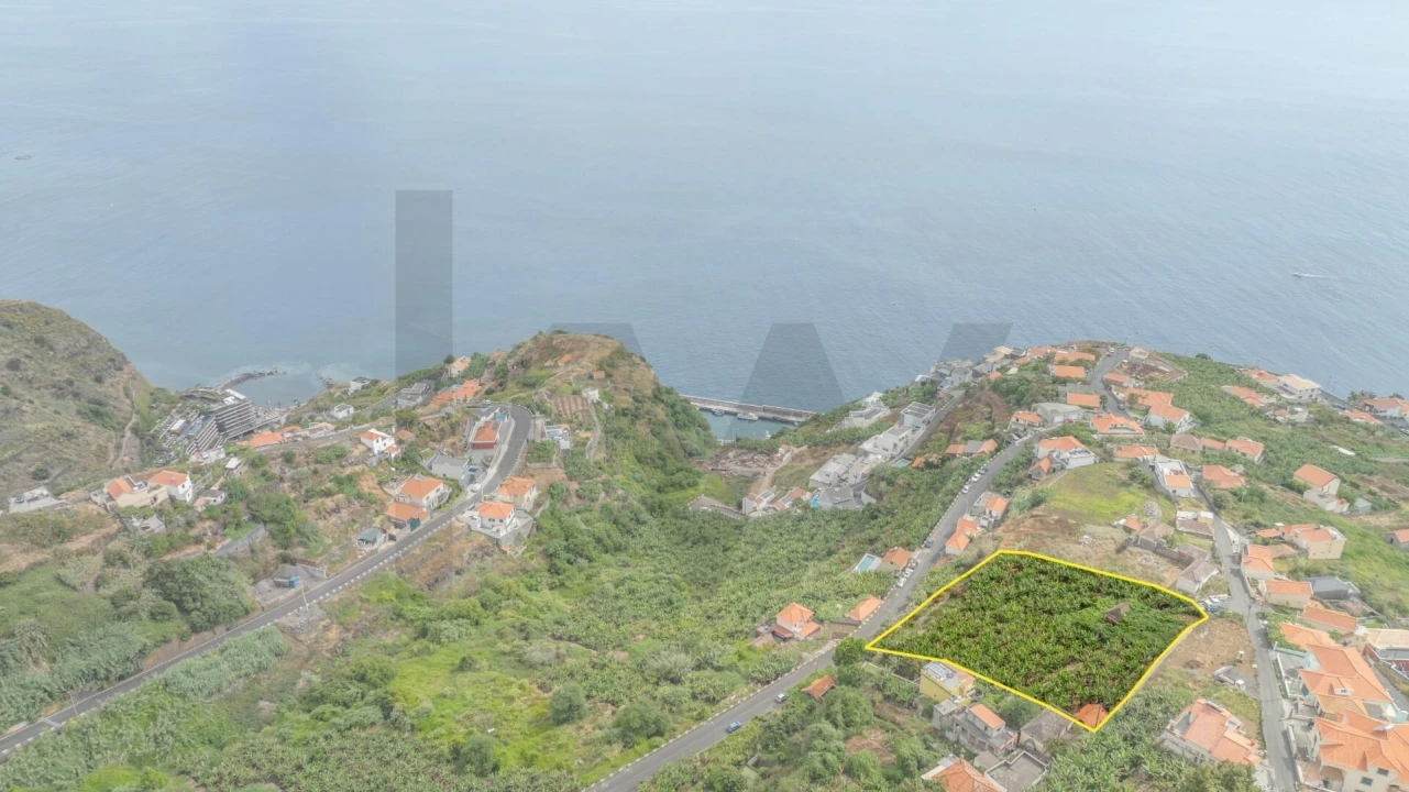 Terreno para Venda em Arco da Calheta Foto 19