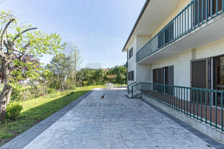 Moradia T4 para Venda em Amarante (São Gonçalo), Madalena, Cepelos e Gatão Foto 4