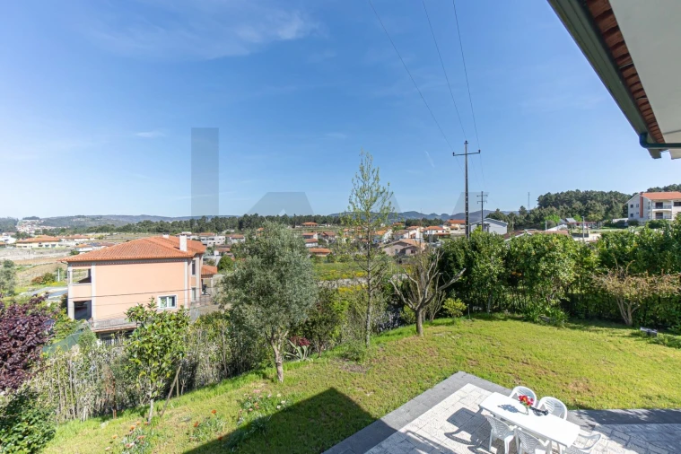 Moradia T4 para Venda em Amarante (São Gonçalo), Madalena, Cepelos e Gatão Foto 48