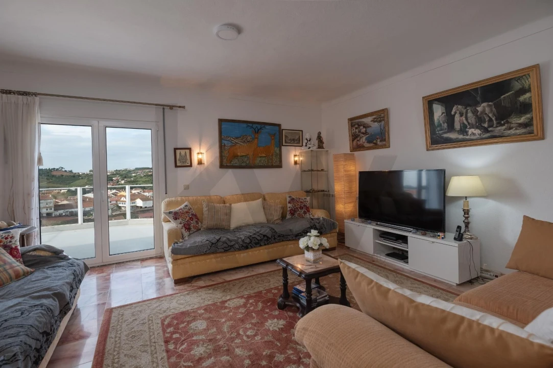 Moradia T5 para Venda em Painho e Figueiros Foto 18