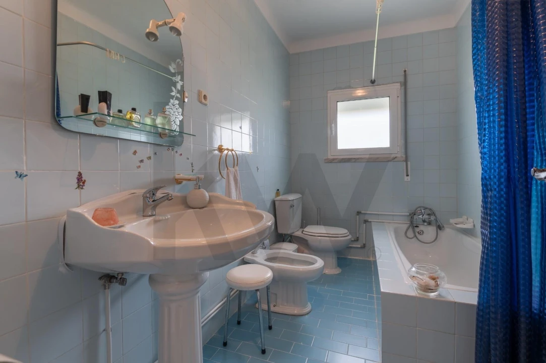 Moradia T5 para Venda em Painho e Figueiros Foto 17