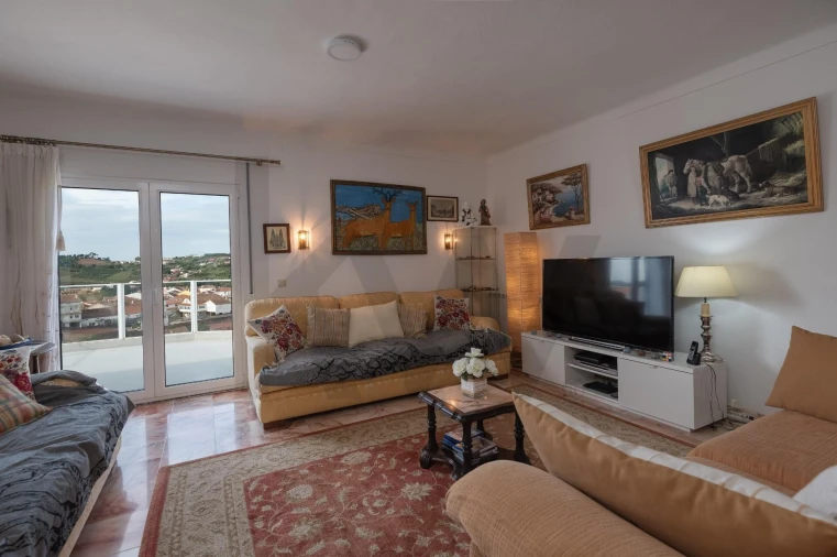 Moradia T5 para Venda em Painho e Figueiros Foto 18