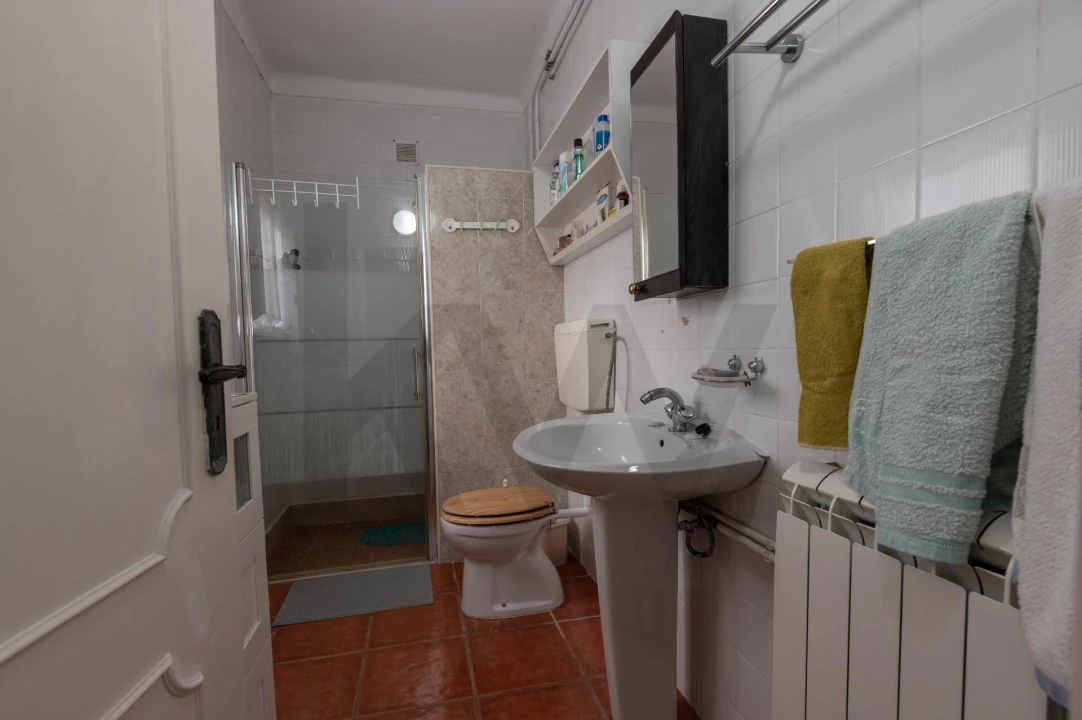 Moradia T5 para Venda em Painho e Figueiros Foto 37