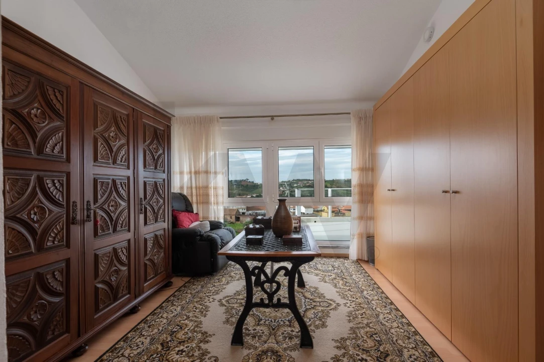 Moradia T5 para Venda em Painho e Figueiros Foto 25