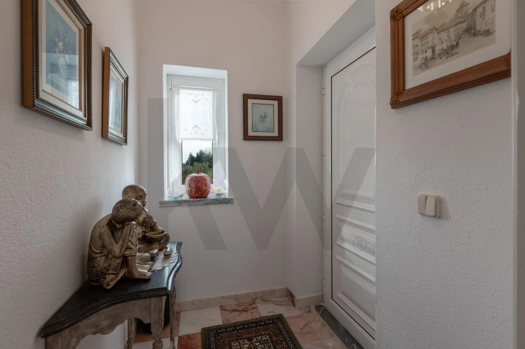 Moradia T5 para Venda em Painho e Figueiros Foto 12