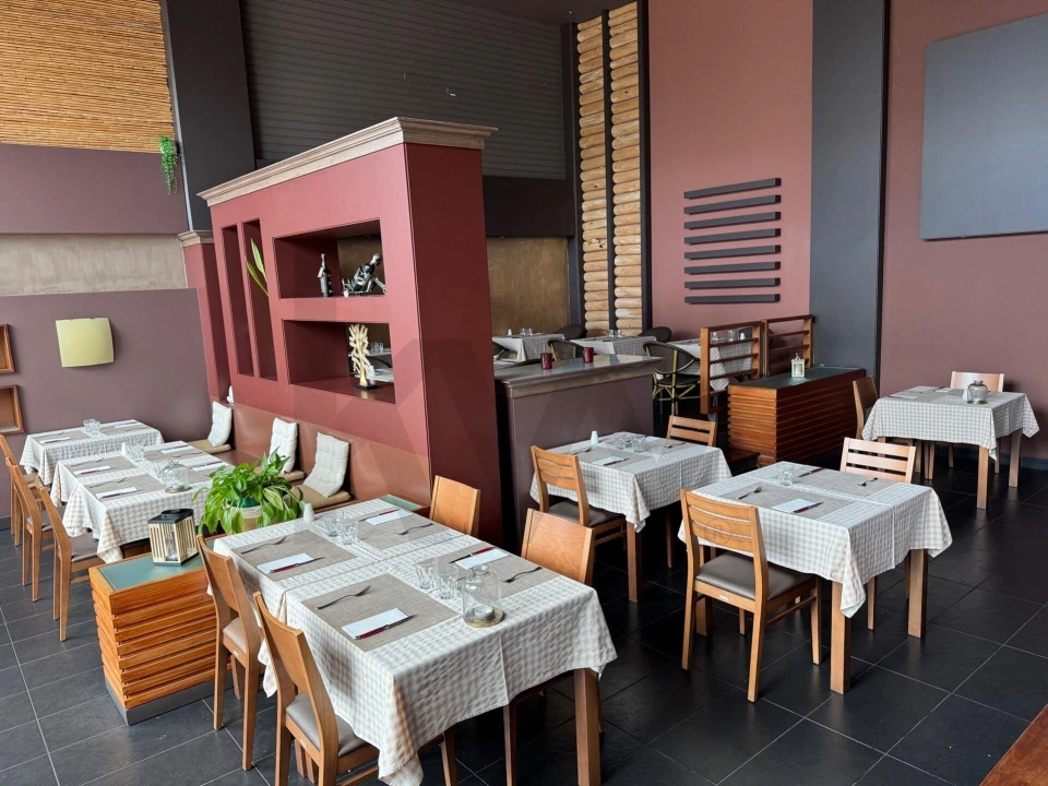 Loja para Trespasse em São Martinho Foto 3