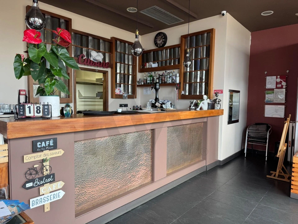 Loja para Trespasse em São Martinho Foto 6