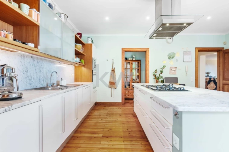 Moradia T4 para Venda em Funchal (São Pedro) Foto 2