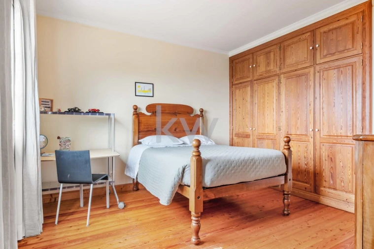 Moradia T4 para Venda em Funchal (São Pedro) Foto 16