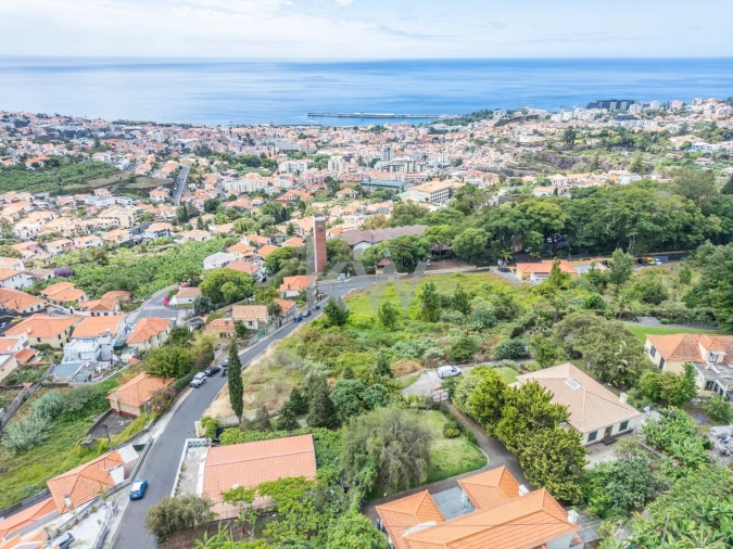 Moradia T4 para Venda em Funchal (São Pedro) Foto 33