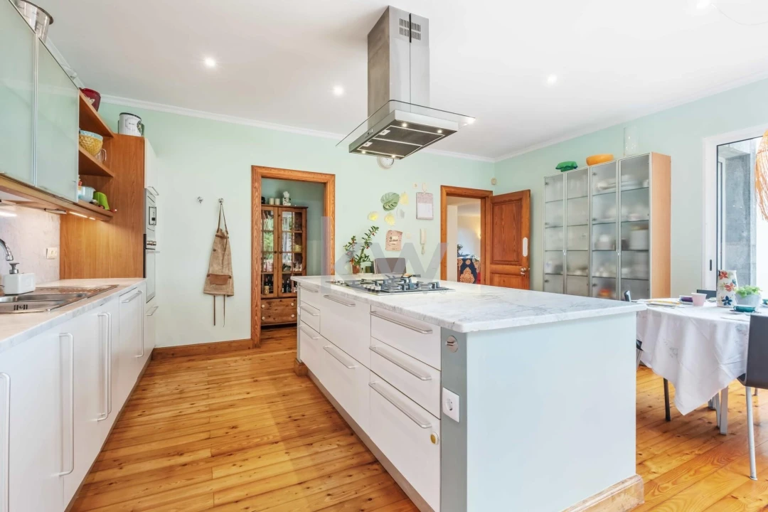 Moradia T4 para Venda em Imaculado Coração de Maria Foto 1