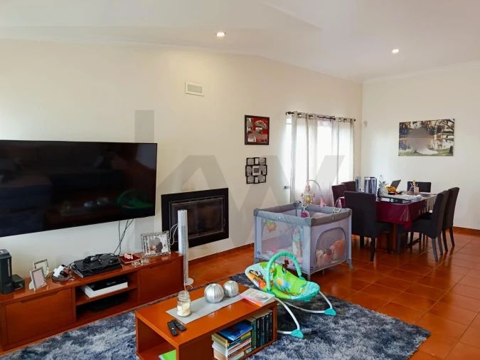 Moradia T3 para Venda em Porto Judeu Foto 10