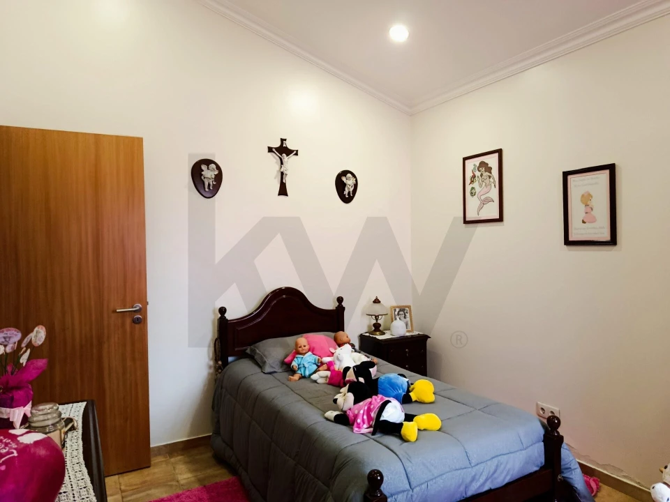 Moradia T3 para Venda em Porto Judeu Foto 25