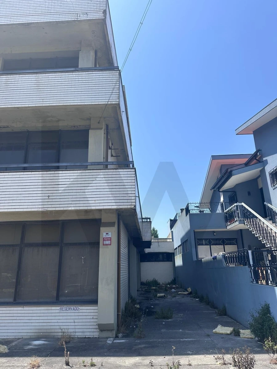 Prédio para Venda em Perafita, Lavra e Santa Cruz do Bispo Foto 5
