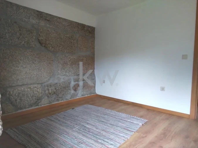 Moradia T2 para Venda em Bustelo, Carneiro e Carvalho de Rei Foto 9