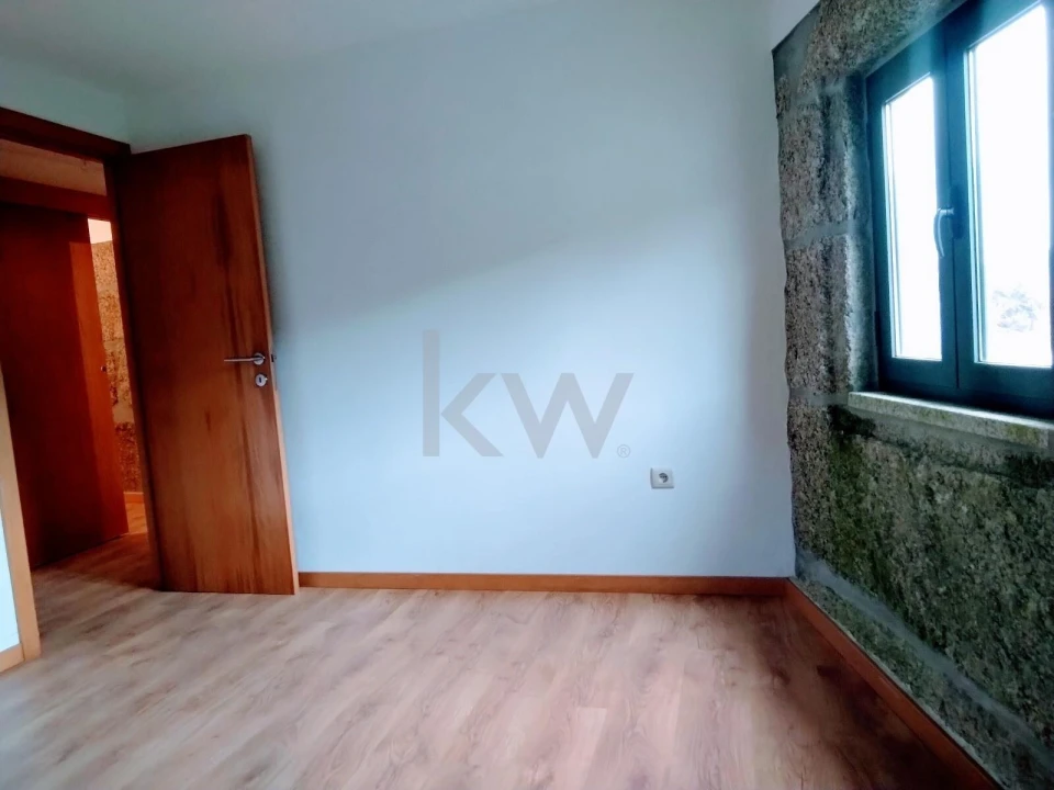 Moradia T2 para Venda em Bustelo, Carneiro e Carvalho de Rei Foto 10