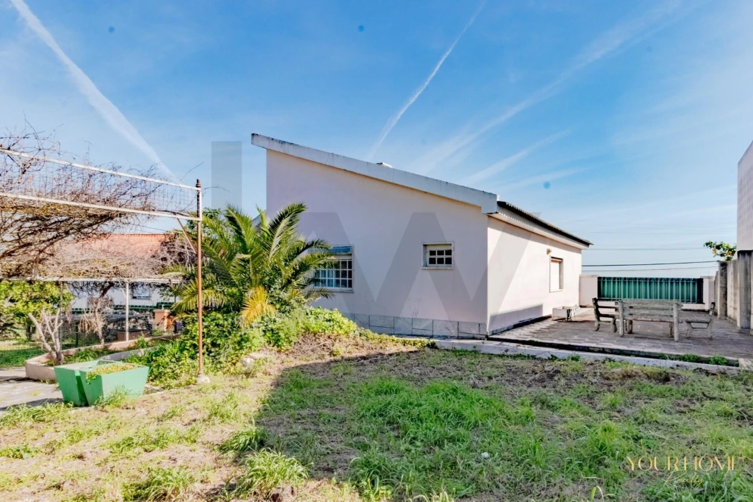 Moradia T6 para Venda em Carregado e Cadafais Foto 12