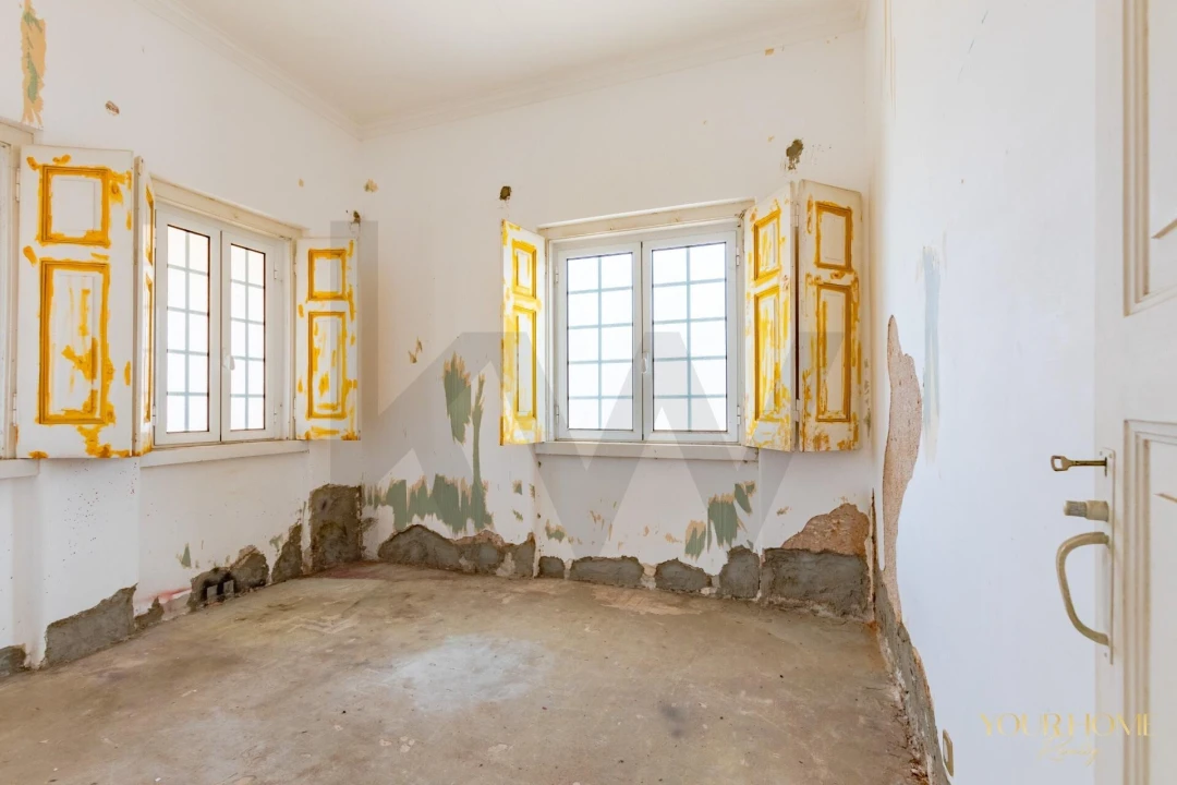 Moradia T6 para Venda em Carregado e Cadafais Foto 24