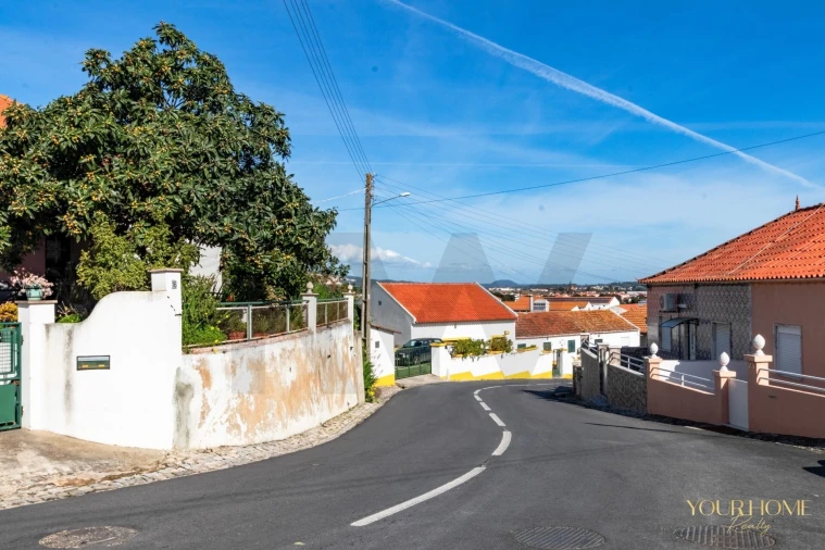 Moradia T6 para Venda em Carregado e Cadafais Foto 7