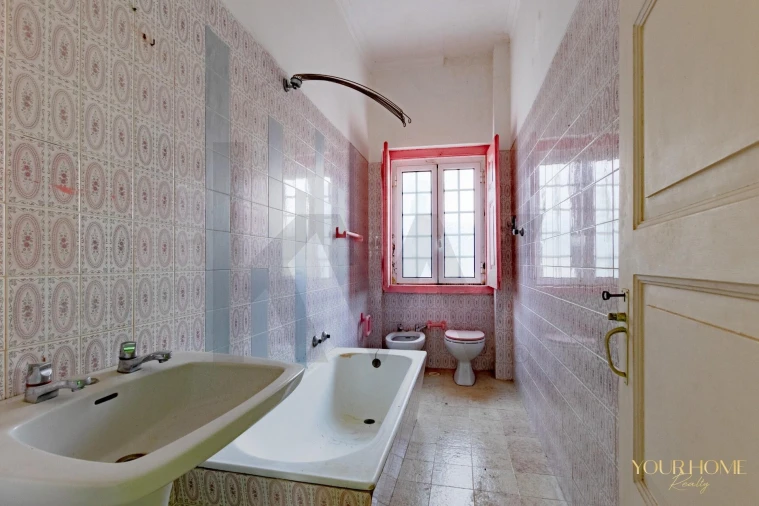 Moradia T6 para Venda em Carregado e Cadafais Foto 22