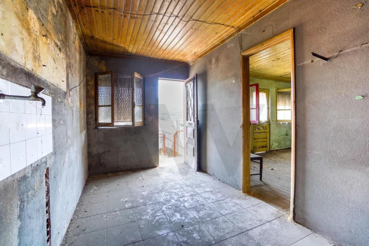 Moradia T2 para Venda em Roge Foto 20