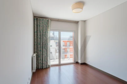 Apartamento T4 para Venda em Caldas da Rainha - Santo Onofre e Serra do Bouro