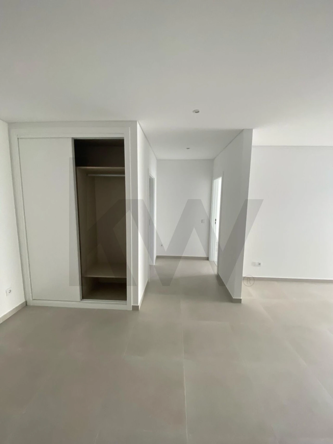 Apartamento T1 para Venda em Nazare Foto 12