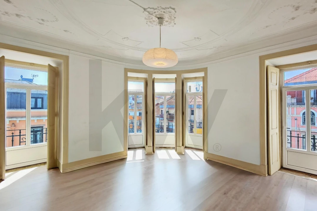 Apartamento T6 para Venda em Arroios Foto 1