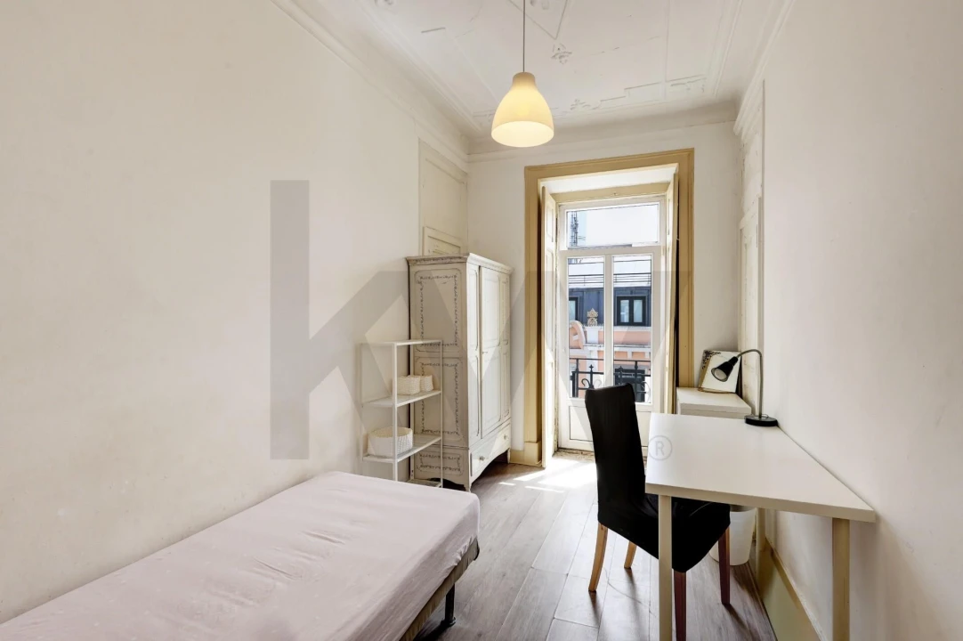 Apartamento T6 para Venda em Arroios Foto 11