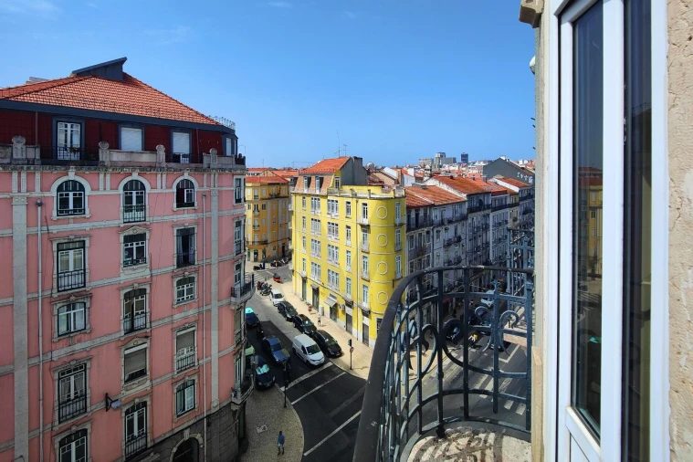 Apartamento T6 para Venda em Arroios Foto 14