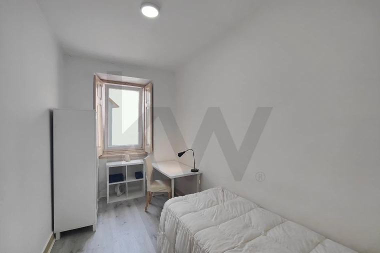 Apartamento T6 para Venda em Arroios Foto 12
