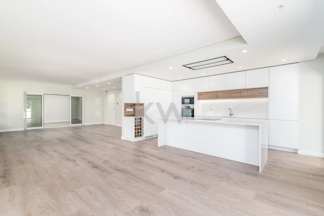 Apartamento T3 para Venda em Odivelas Foto 2