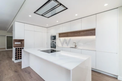 Apartamento T3 para Venda em Odivelas
