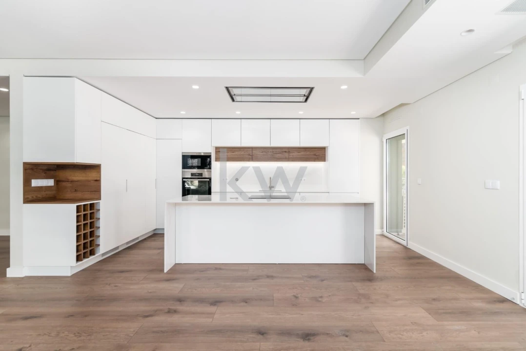 Apartamento T3 para Venda em Odivelas Foto 3