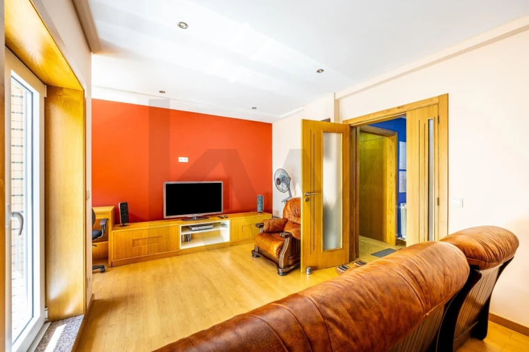 Apartamento T2 para Venda em Mondim de Basto Foto 7